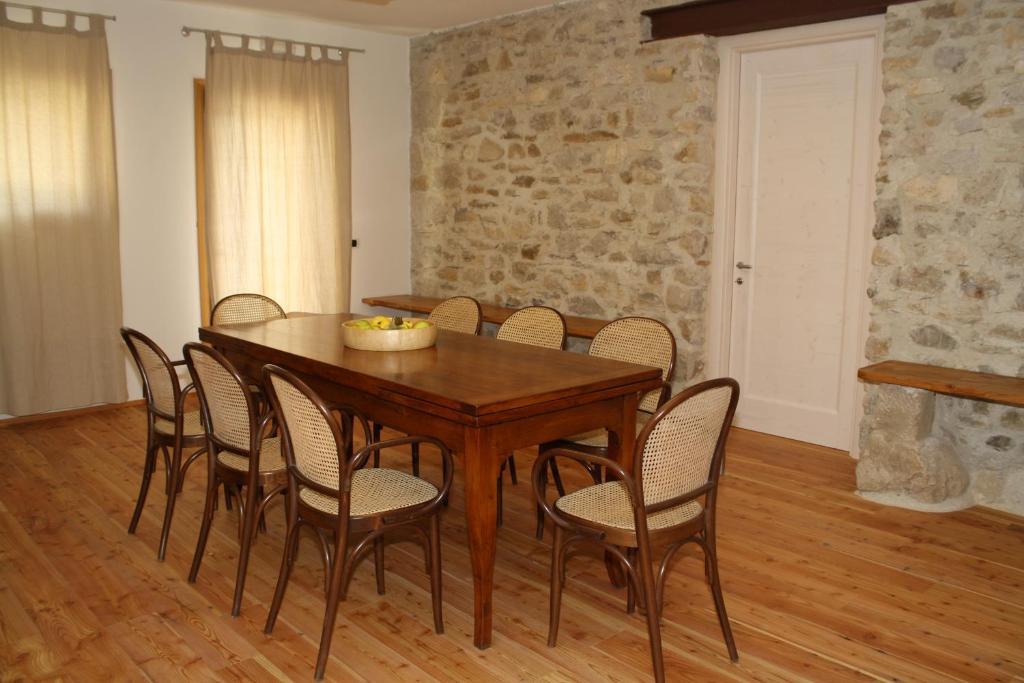 Agriturismo Fattoria Ortoalpino Trichiana Bagian luar foto